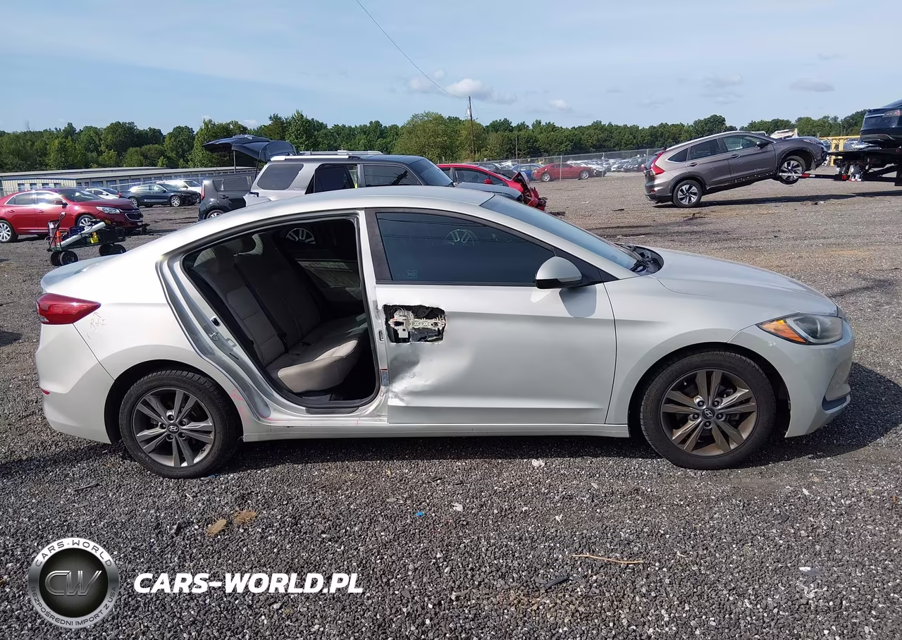 2018 Hyundai Elantra Sel VIN:5NPD84LFXJH247872 - 14