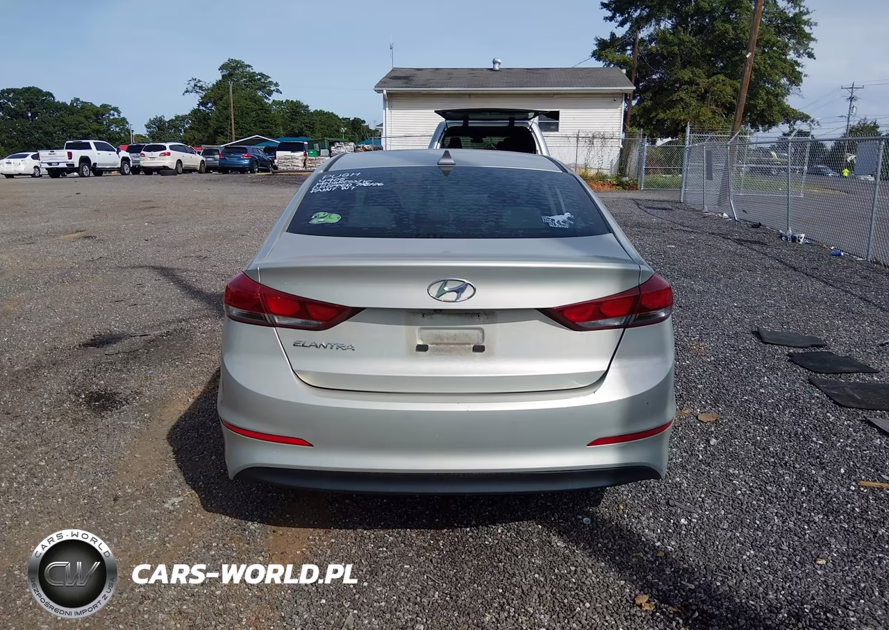 2018 Hyundai Elantra Sel VIN:5NPD84LFXJH247872 - 17