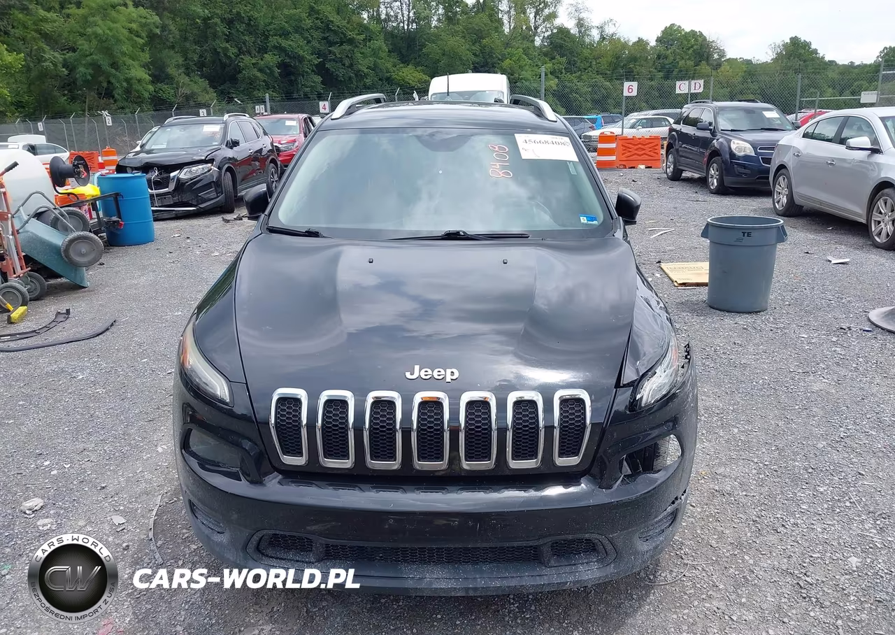 2015 Jeep Cherokee Sport VIN:1C4PJLAB1FW677089 - 12
