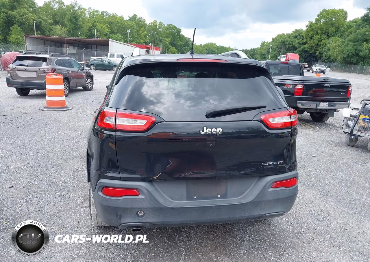 2015 Jeep Cherokee Sport VIN:1C4PJLAB1FW677089 - 16