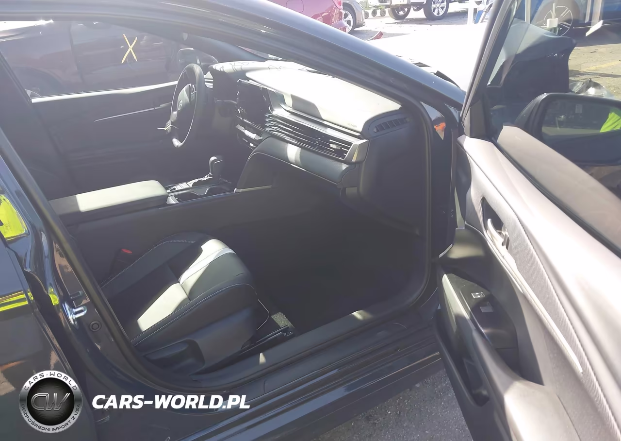 2026 Toyota Camry Se VIN:4T1DAACK1TU327498 - 5