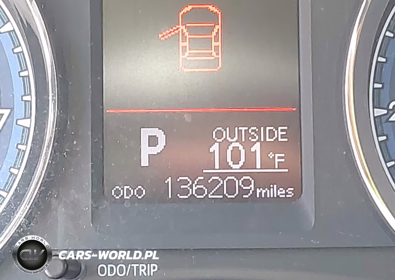 2017 Toyota Corolla Le VIN:5YFBURHE3HP601826 - 15