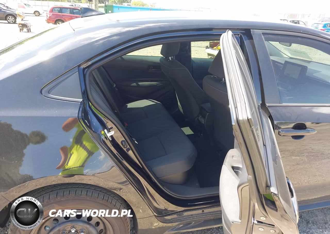 2026 Toyota Corolla Hybrid Hybrid Le VIN:JTDBCMFE8T3140620 - 8