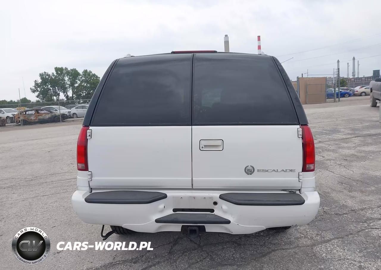 2000 Cadillac Escalade Standard VIN:1GYEK63R0YR170843 - 17