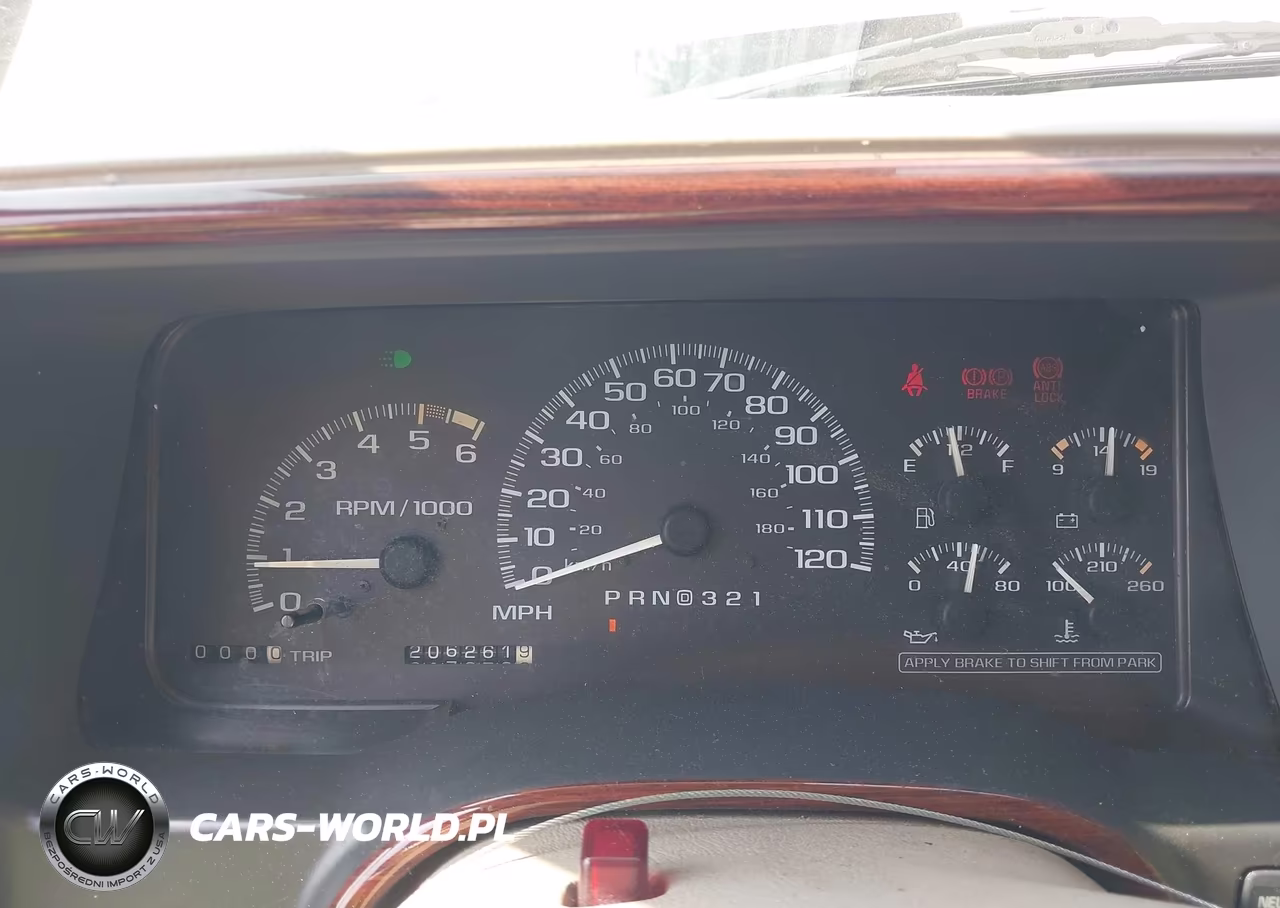 2000 Cadillac Escalade Standard VIN:1GYEK63R0YR170843 - 7