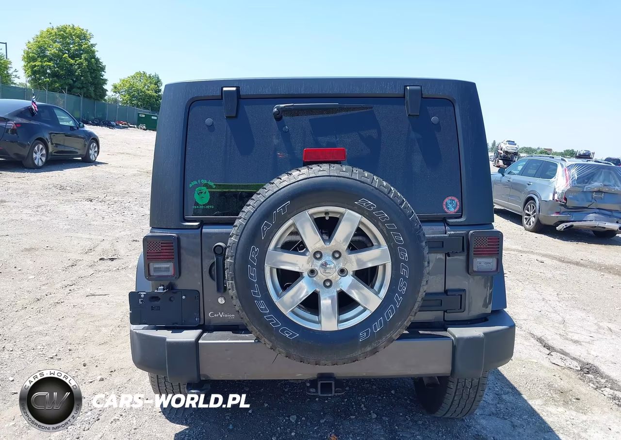 2018 Jeep Wrangler Jk Unlimited Sahara VIN:1C4BJWEG1JL844790 - 15