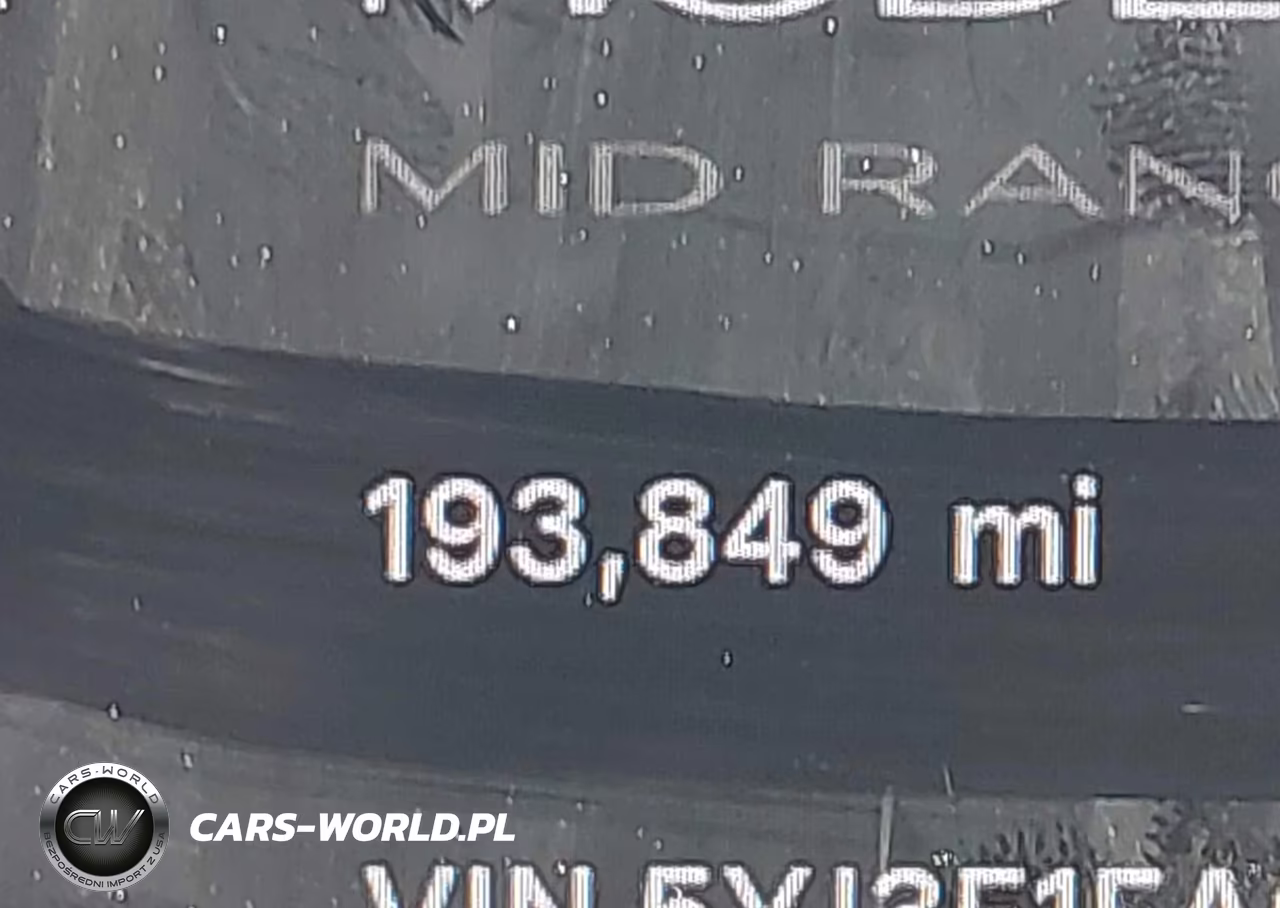 2018 Tesla Model 3 Long Range-Mid Range VIN:5YJ3E1EA0JF157231 - 15