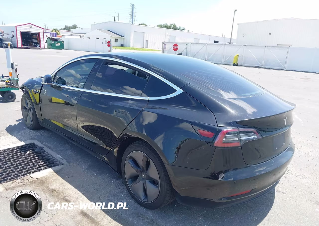 2018 Tesla Model 3 Long Range-Mid Range VIN:5YJ3E1EA0JF157231 - 3