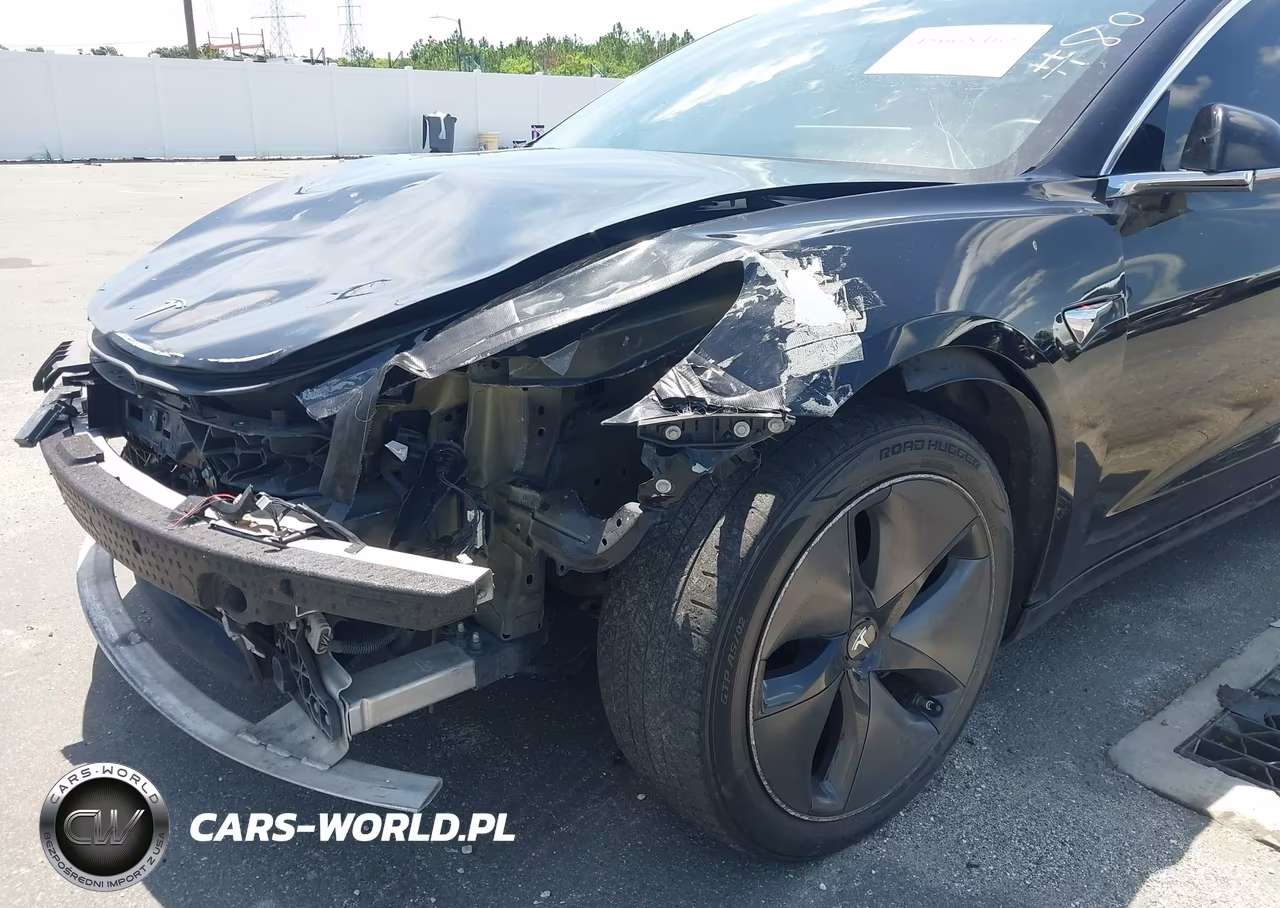 2018 Tesla Model 3 Long Range-Mid Range VIN:5YJ3E1EA0JF157231 - 6
