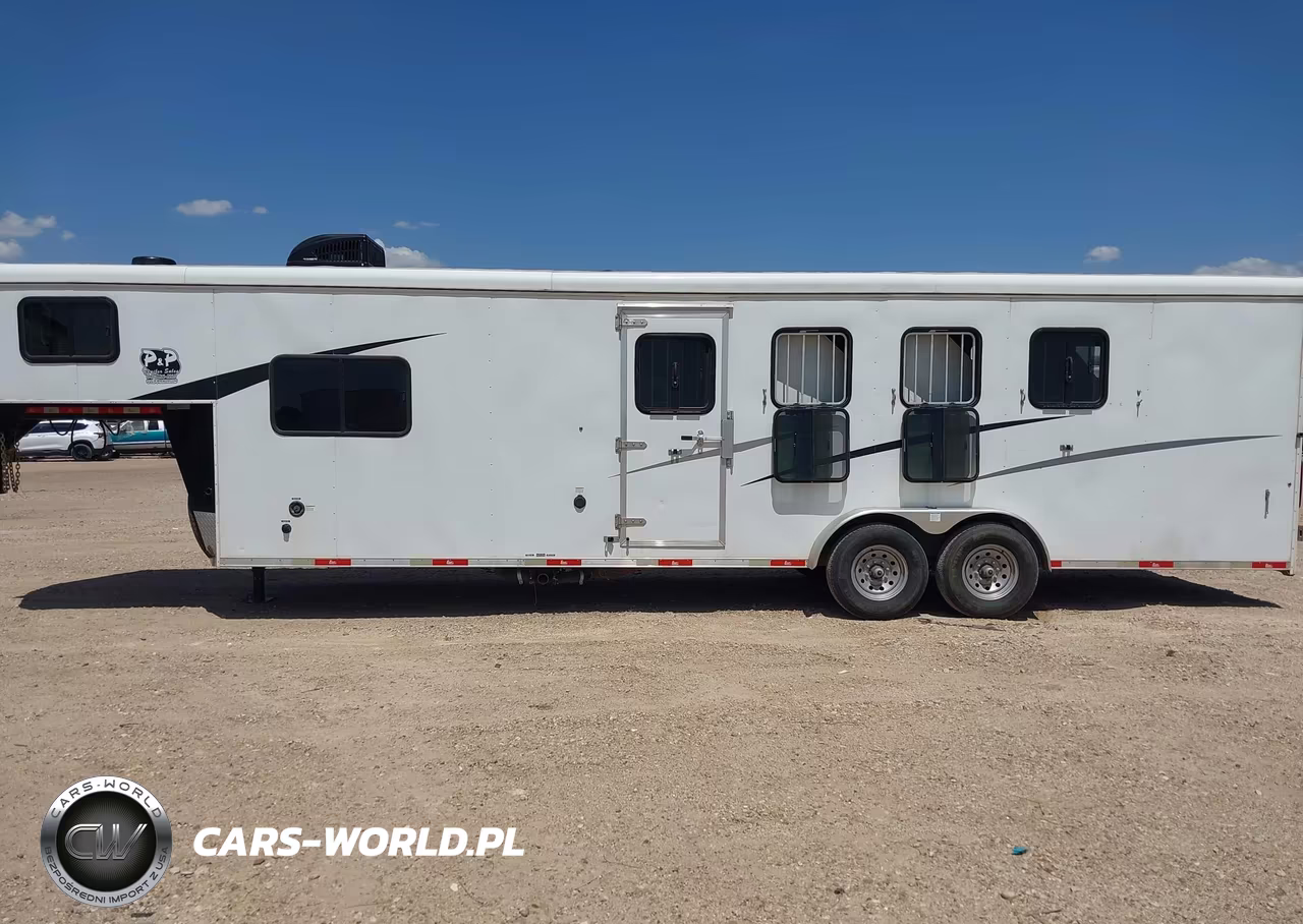 2020 Bison Coach 38' 4 Stall Horse Trailer VIN:51Y335G26L2009272 - 6