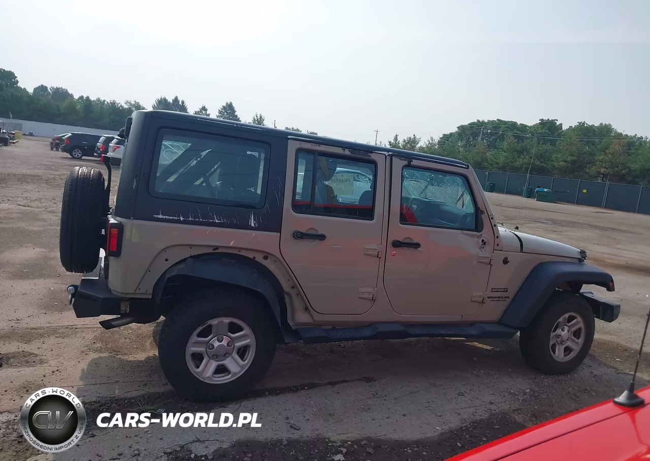2016 Jeep Wrangler Unlimited Sport VIN:1C4BJWDG1GL318301 - 14
