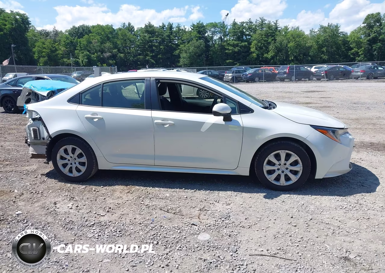 2022 Toyota Corolla Le VIN:JTDEPMAE9N3016366 - 13