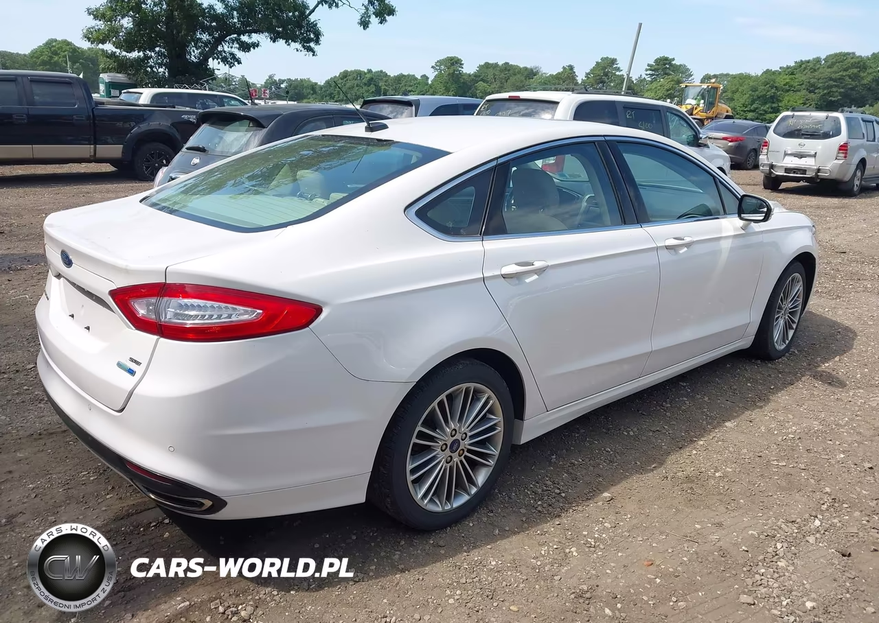 2015 Ford Fusion Se VIN:3FA6P0T94FR122049 - 4
