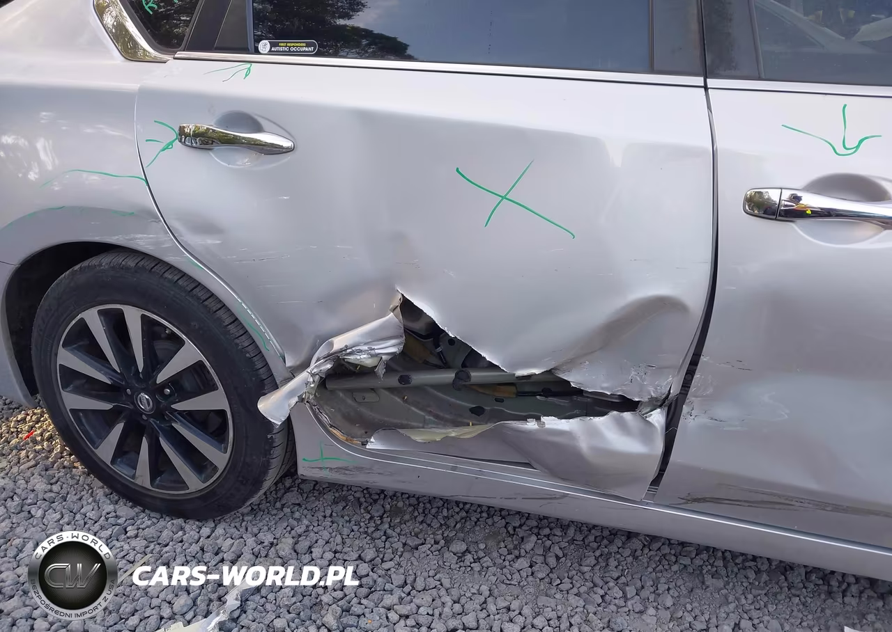 2018 Nissan Altima 2.5 Sv VIN:1N4AL3AP5JC112680 - 6