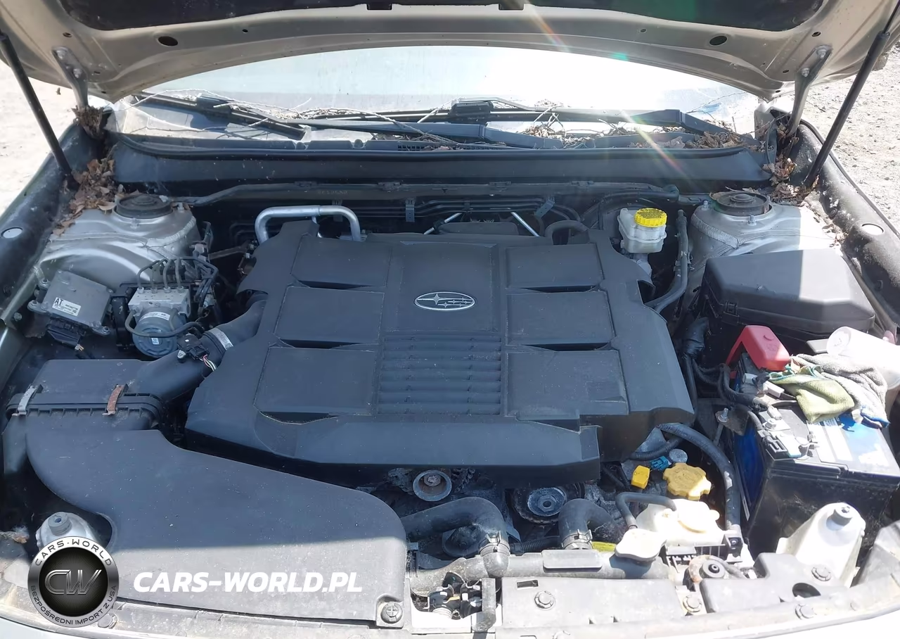 2018 Subaru Outback 3.6R Limited VIN:4S4BSENC8J3330662 - 10