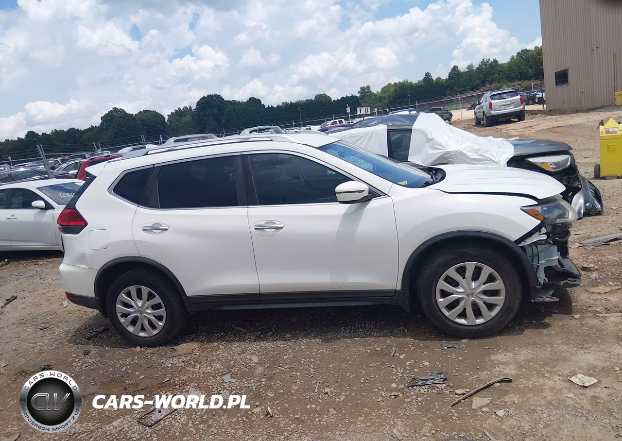 2017 Nissan Rogue S VIN:KNMAT2MT1HP555375 - 14