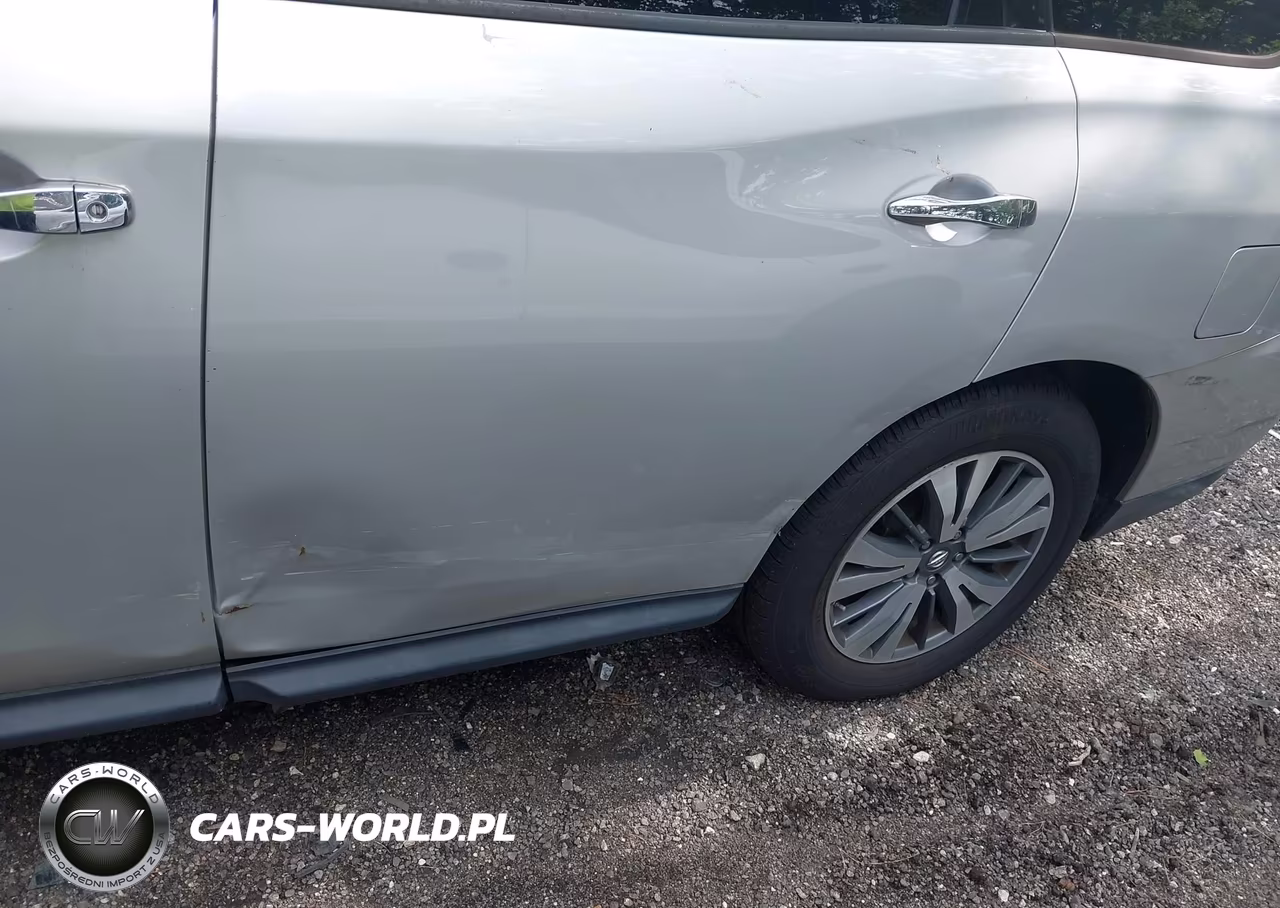 2017 Nissan Pathfinder S VIN:5N1DR2MM5HC905906 - 6