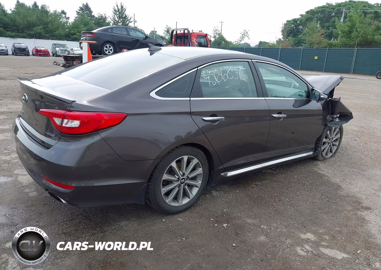 2017 Hyundai Sonata Limited VIN:5NPE34AF3HH527634 - 4