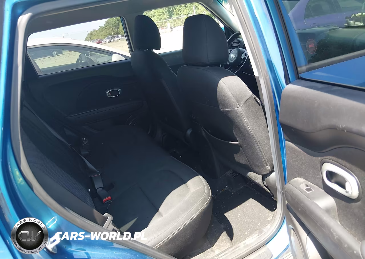 2017 Kia Soul + VIN:KNDJP3A53H7489072 - 8