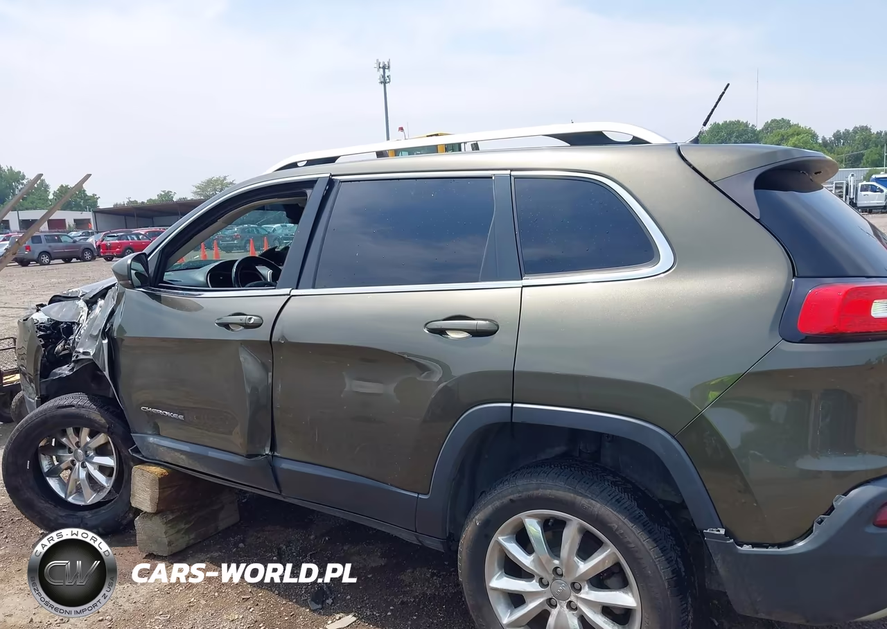 2015 Jeep Cherokee Limited VIN:1C4PJMDS2FW674199 - 14
