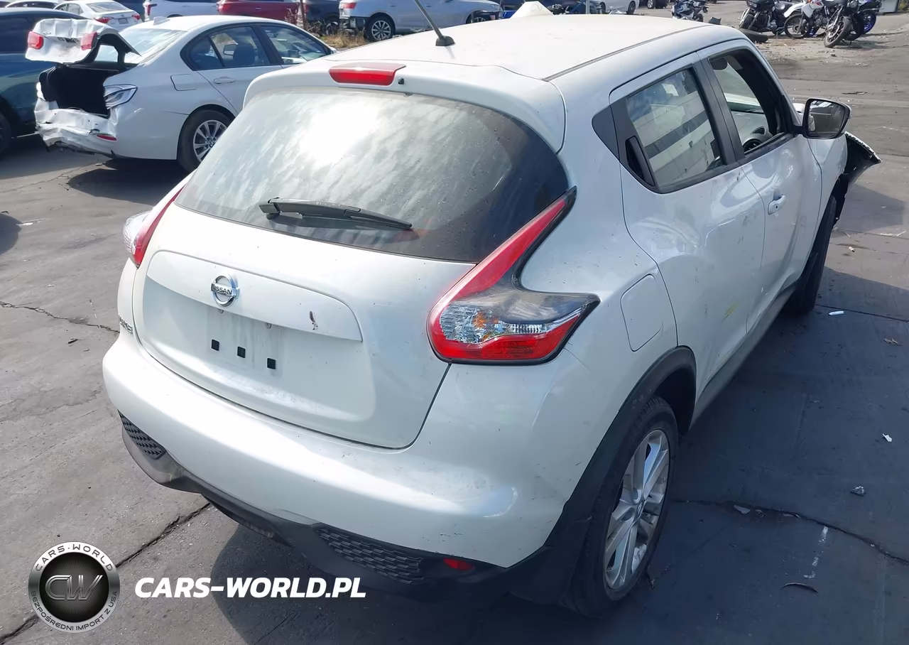 2016 Nissan Juke S VIN:JN8AF5MRXGT605097 - 4