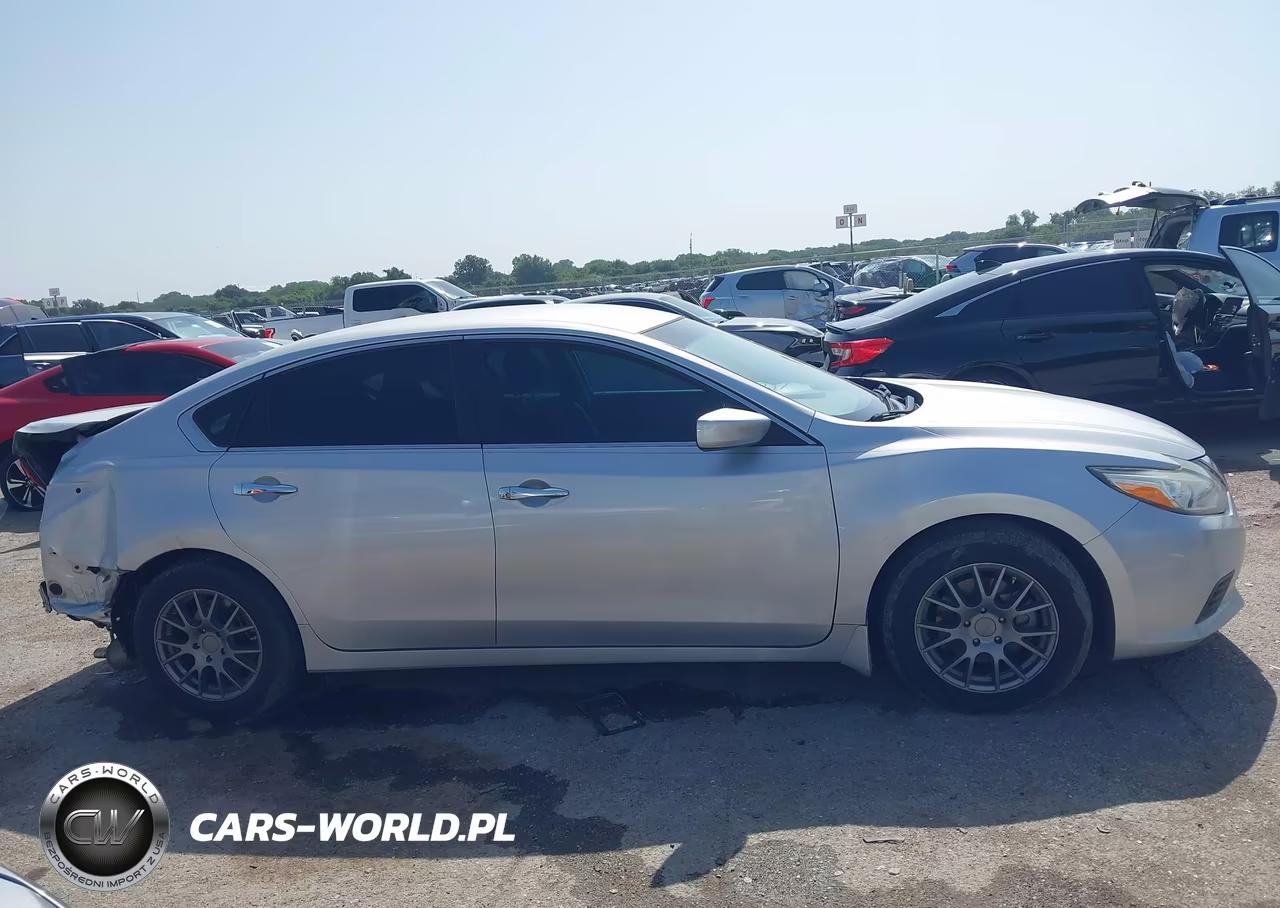 2018 Nissan Altima 2.5 S VIN:1N4AL3AP1JC287928 - 13