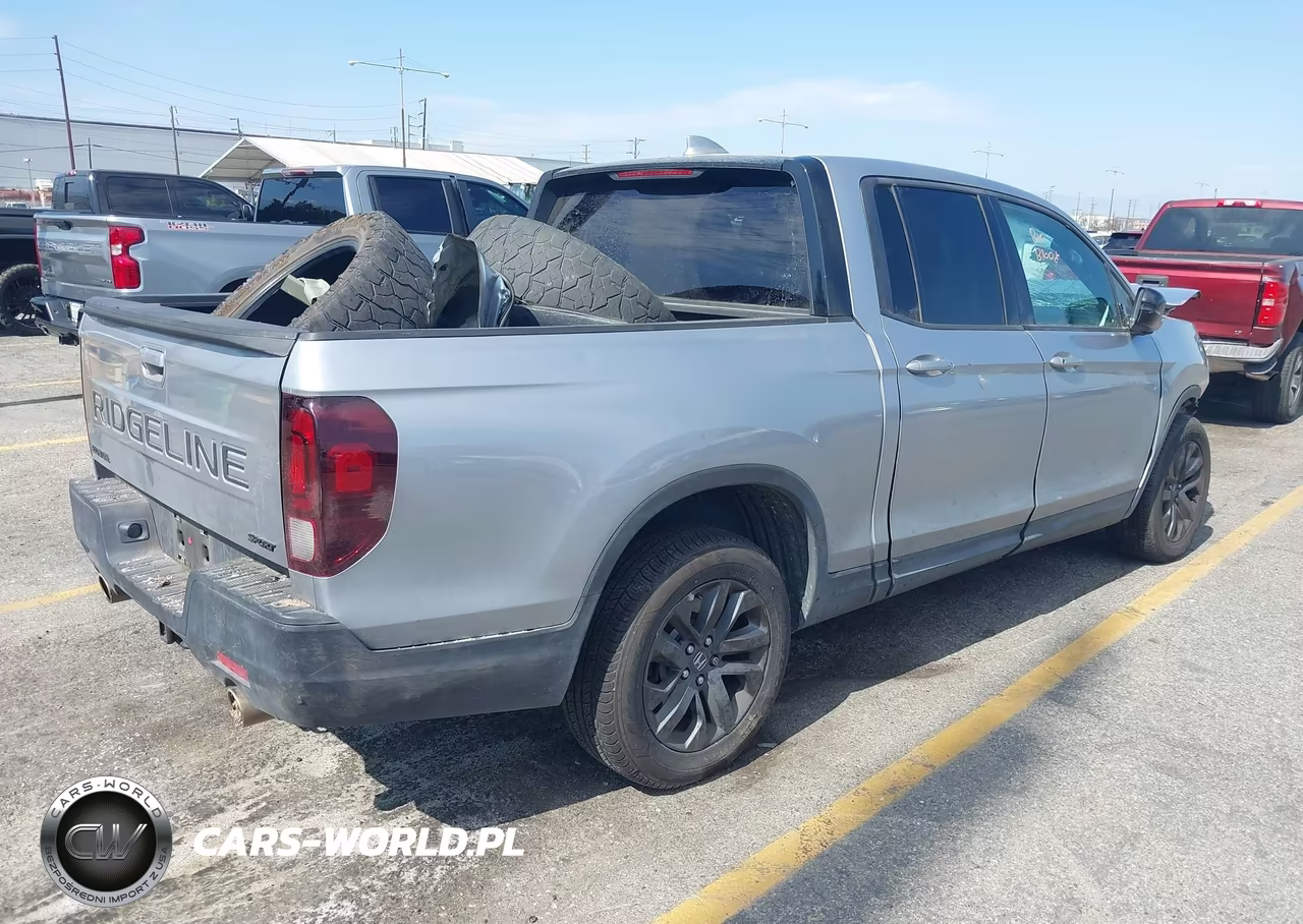 2024 Honda Ridgeline Sport VIN:5FPYK3F19RB012555 - 4