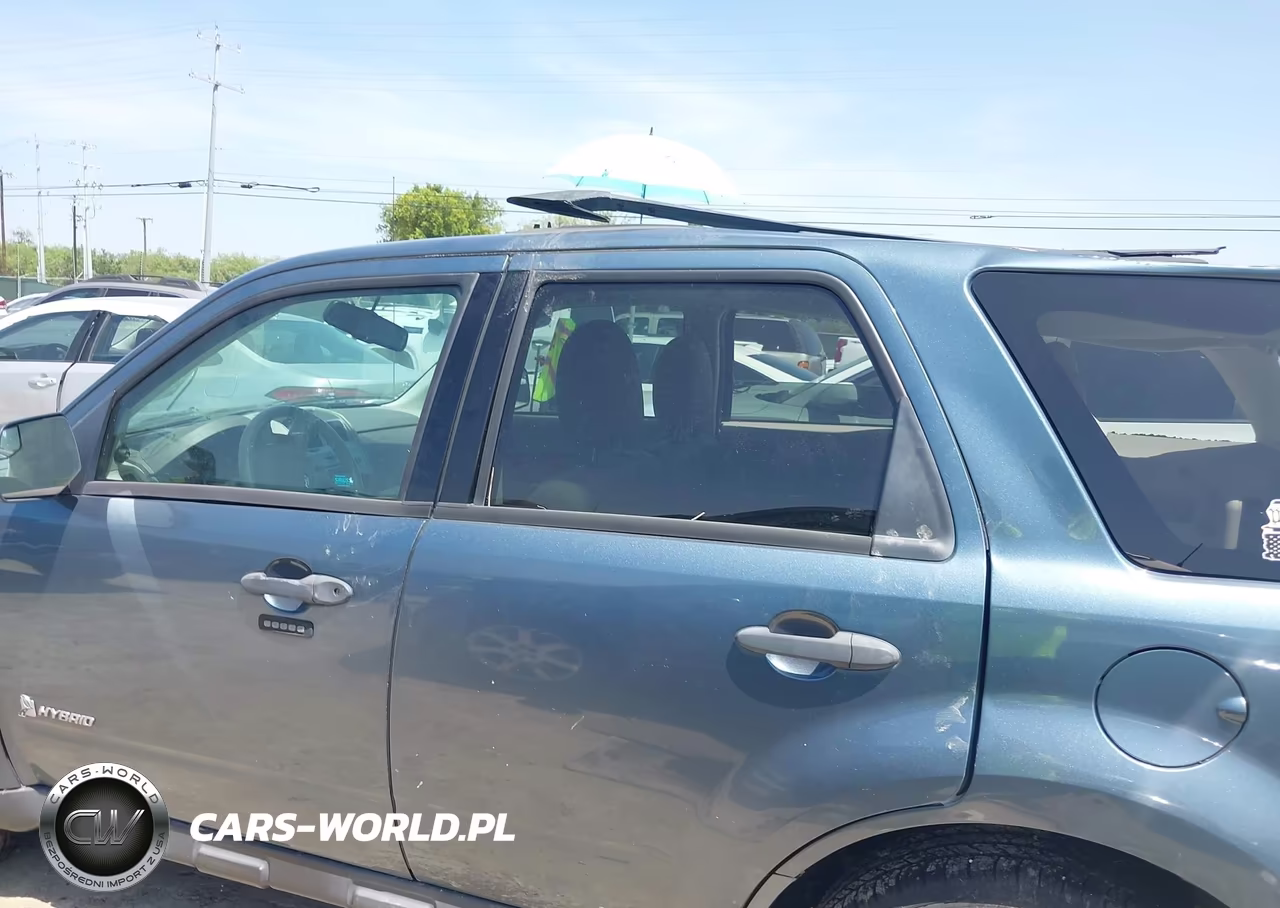2011 Ford Escape Hybrid VIN:1FMCU5K34BKC69739 - 14
