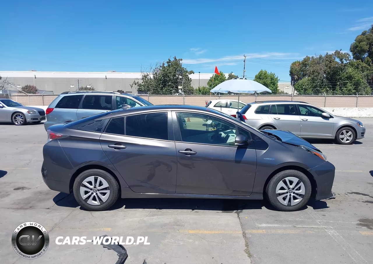 2017 Toyota Prius Two VIN:JTDKBRFU1H3572643 - 14