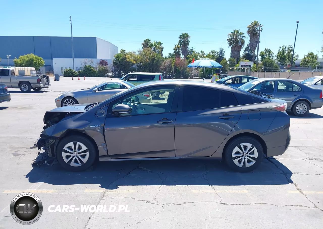 2017 Toyota Prius Two VIN:JTDKBRFU1H3572643 - 15