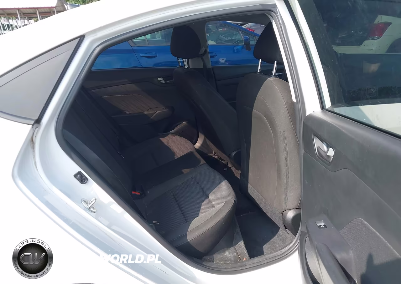 2019 Hyundai Accent Se VIN:3KPC24A37KE044188 - 8