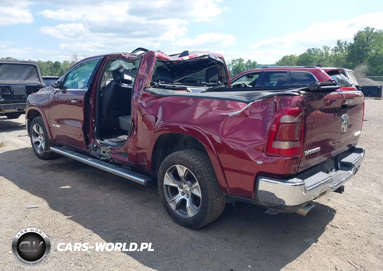 2020 Ram 1500 Laramie 4X4 5'7 Box VIN:1C6SRFJT3LN244654 - 3