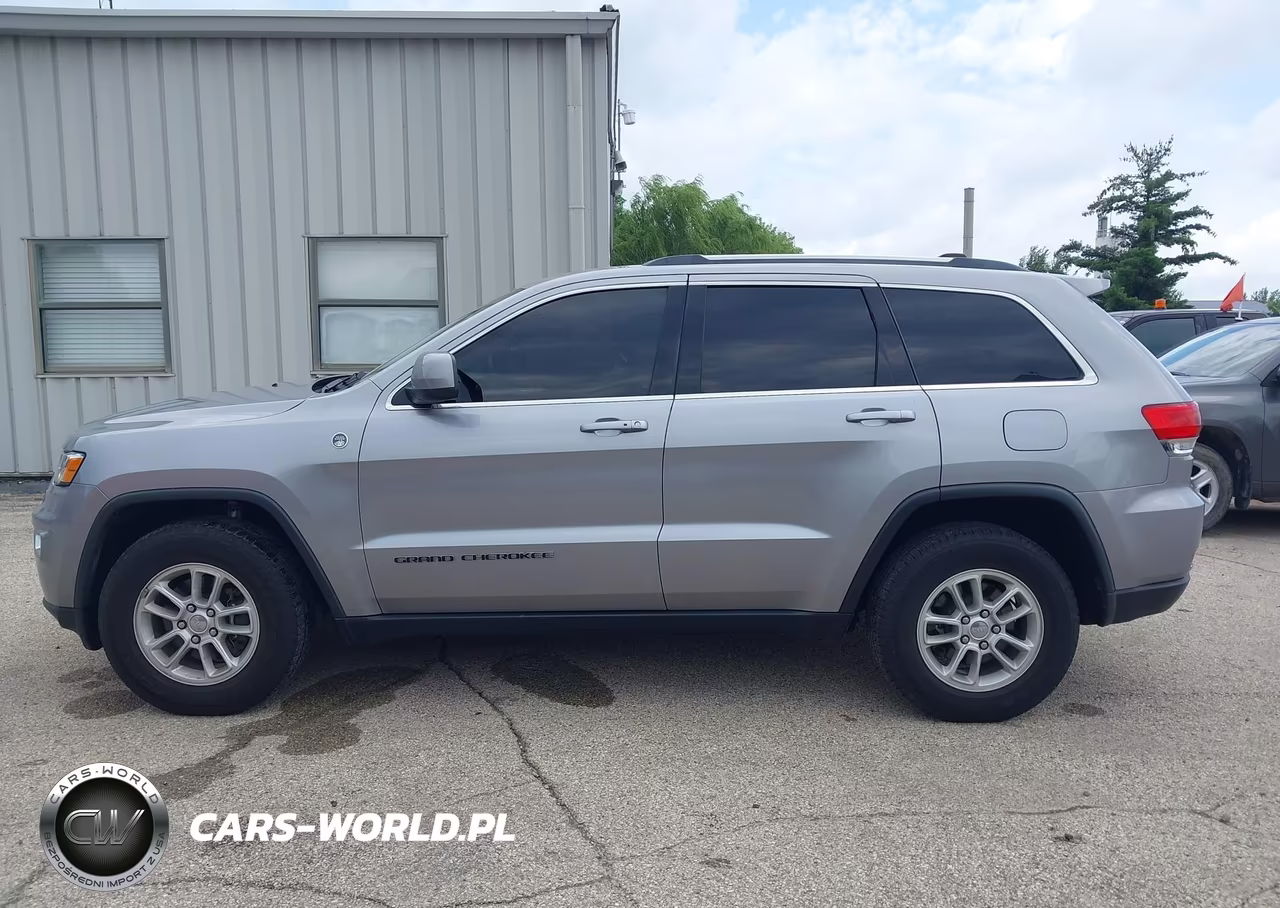 2019 Jeep Grand Cherokee Laredo E 4X4 VIN:1C4RJFAG5KC837038 - 16