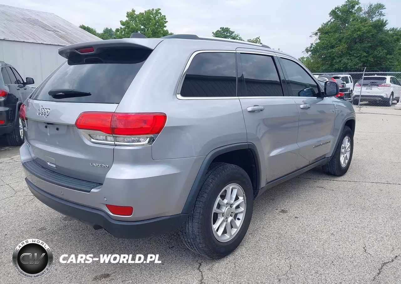 2019 Jeep Grand Cherokee Laredo E 4X4 VIN:1C4RJFAG5KC837038 - 4