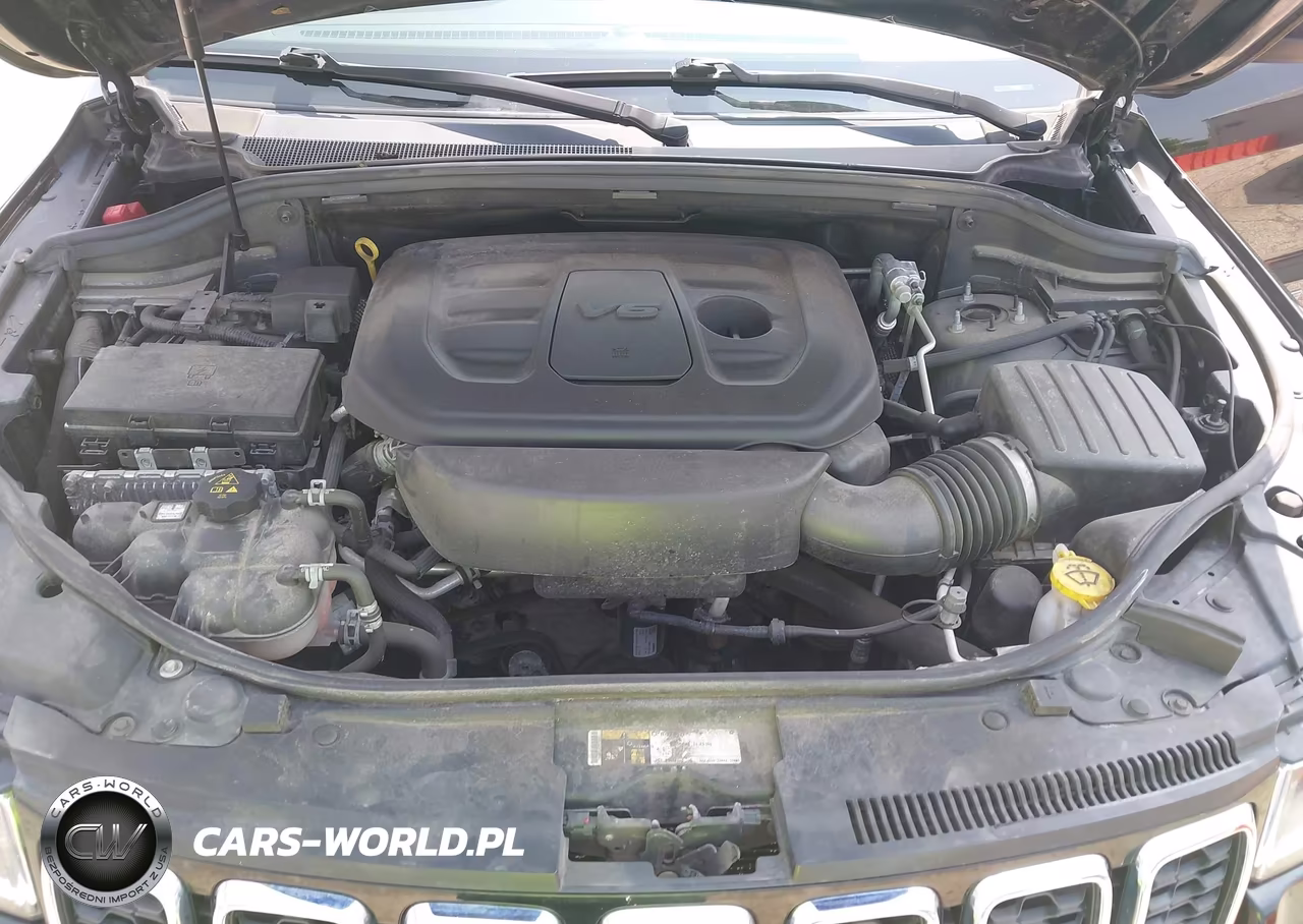 2019 Jeep Grand Cherokee Laredo E 4X4 VIN:1C4RJFAG7KC837039 - 10