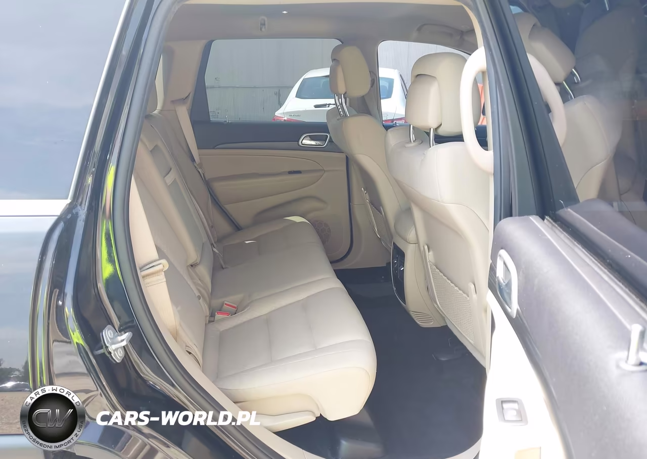 2019 Jeep Grand Cherokee Laredo E 4X4 VIN:1C4RJFAG7KC837039 - 8