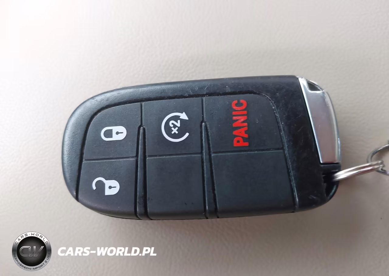 2020 Jeep Grand Cherokee Laredo E 4X4 VIN:1C4RJFAG8LC193861 - 11