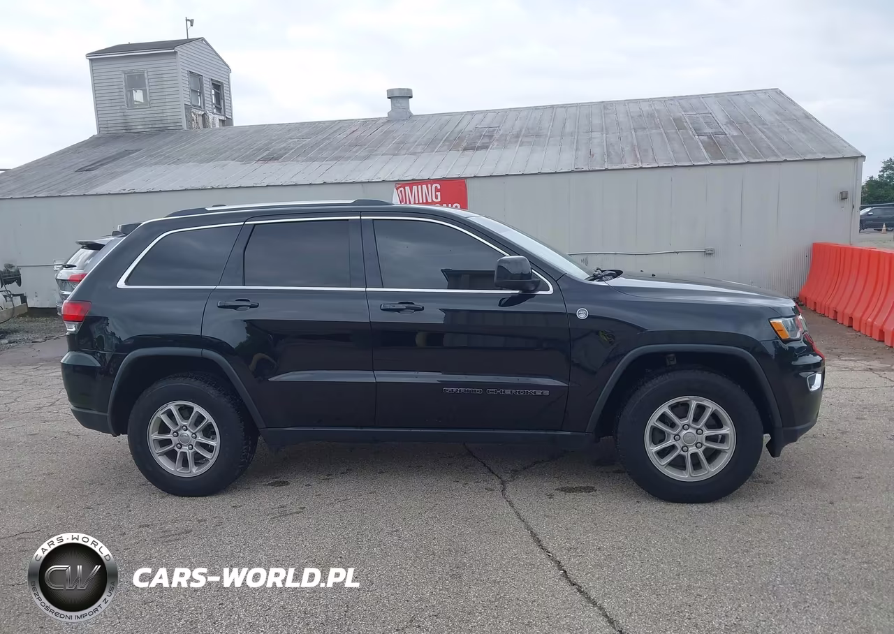 2020 Jeep Grand Cherokee Laredo E 4X4 VIN:1C4RJFAG8LC193861 - 16