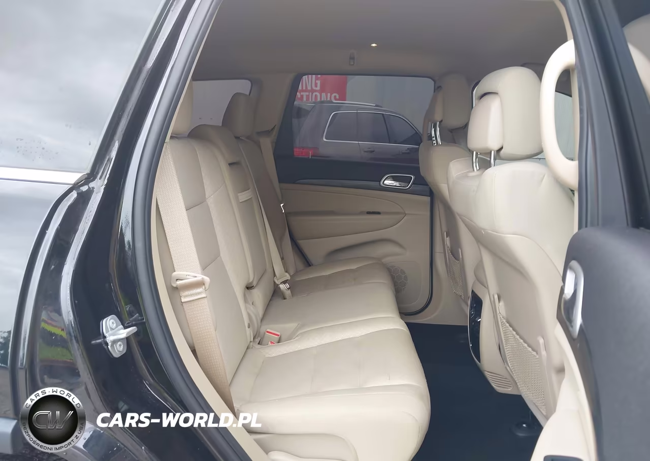 2020 Jeep Grand Cherokee Laredo E 4X4 VIN:1C4RJFAG8LC193861 - 8