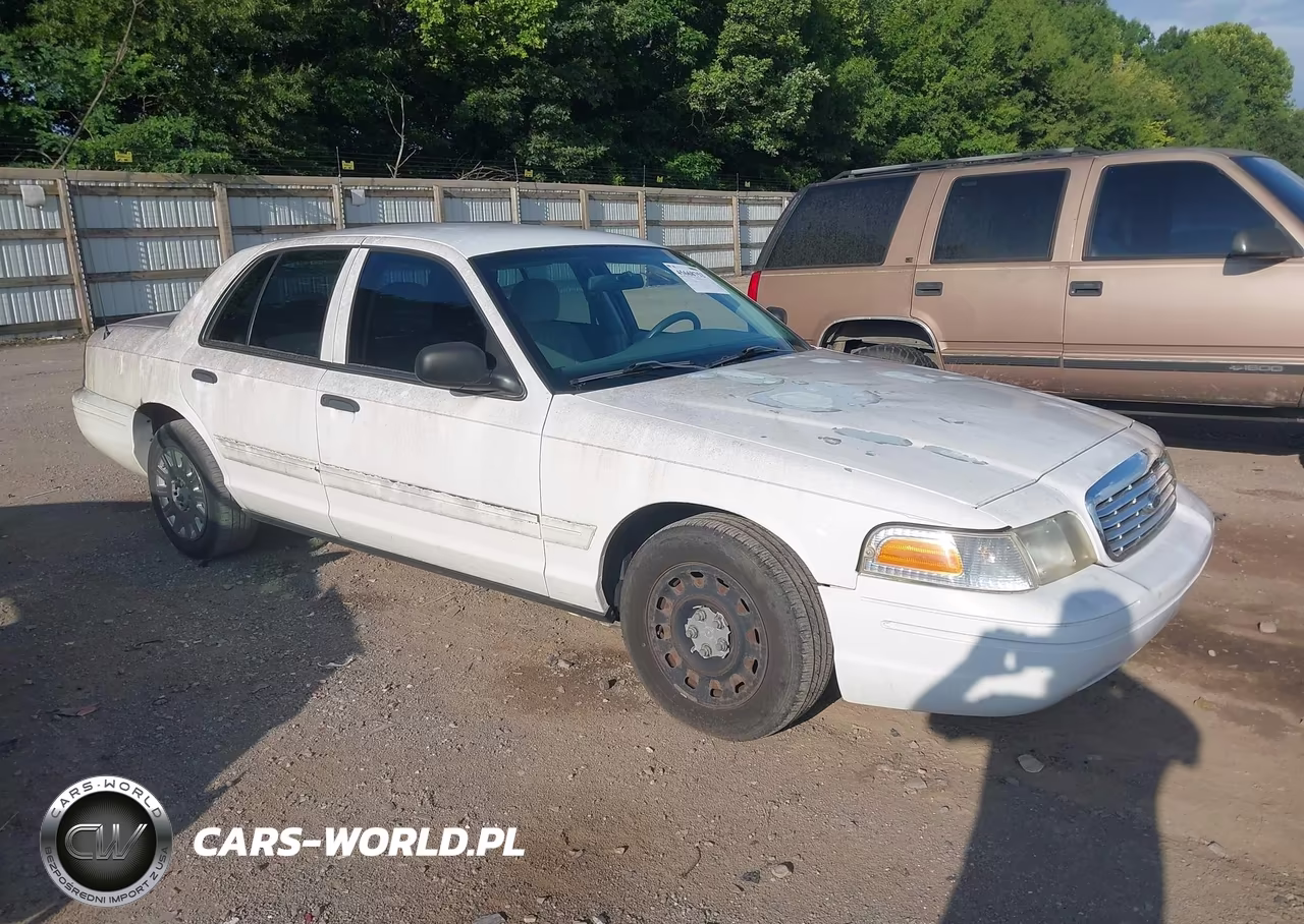 2005 Ford Crown Victoria Standard