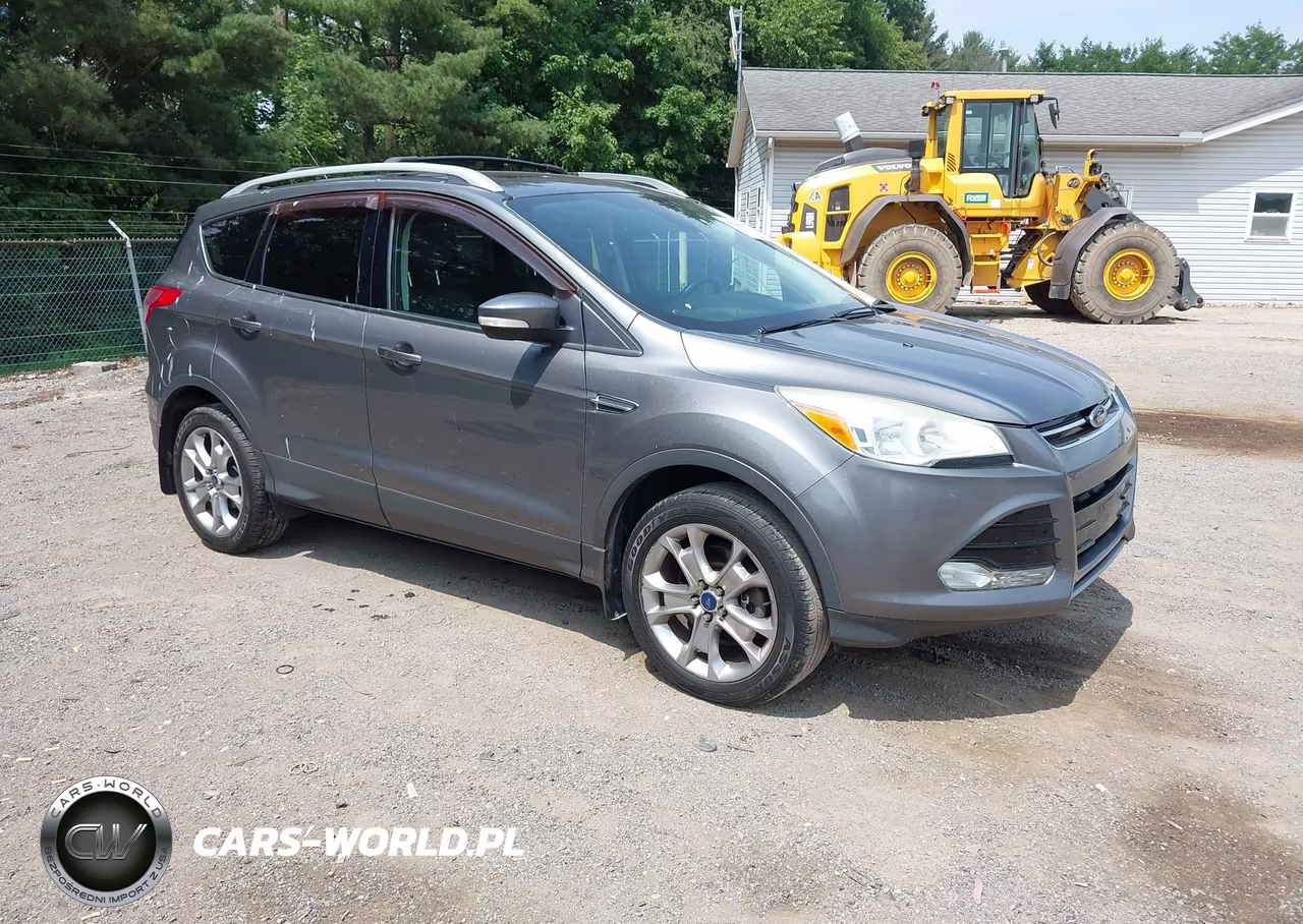2014 Ford Escape Titanium – zdjęcie 1 z 13
