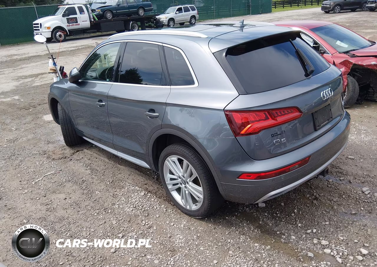2018 Audi Q5 2.0T Premium-2.0T Tech Premium VIN:WA1BNAFY1J2017094 - 3