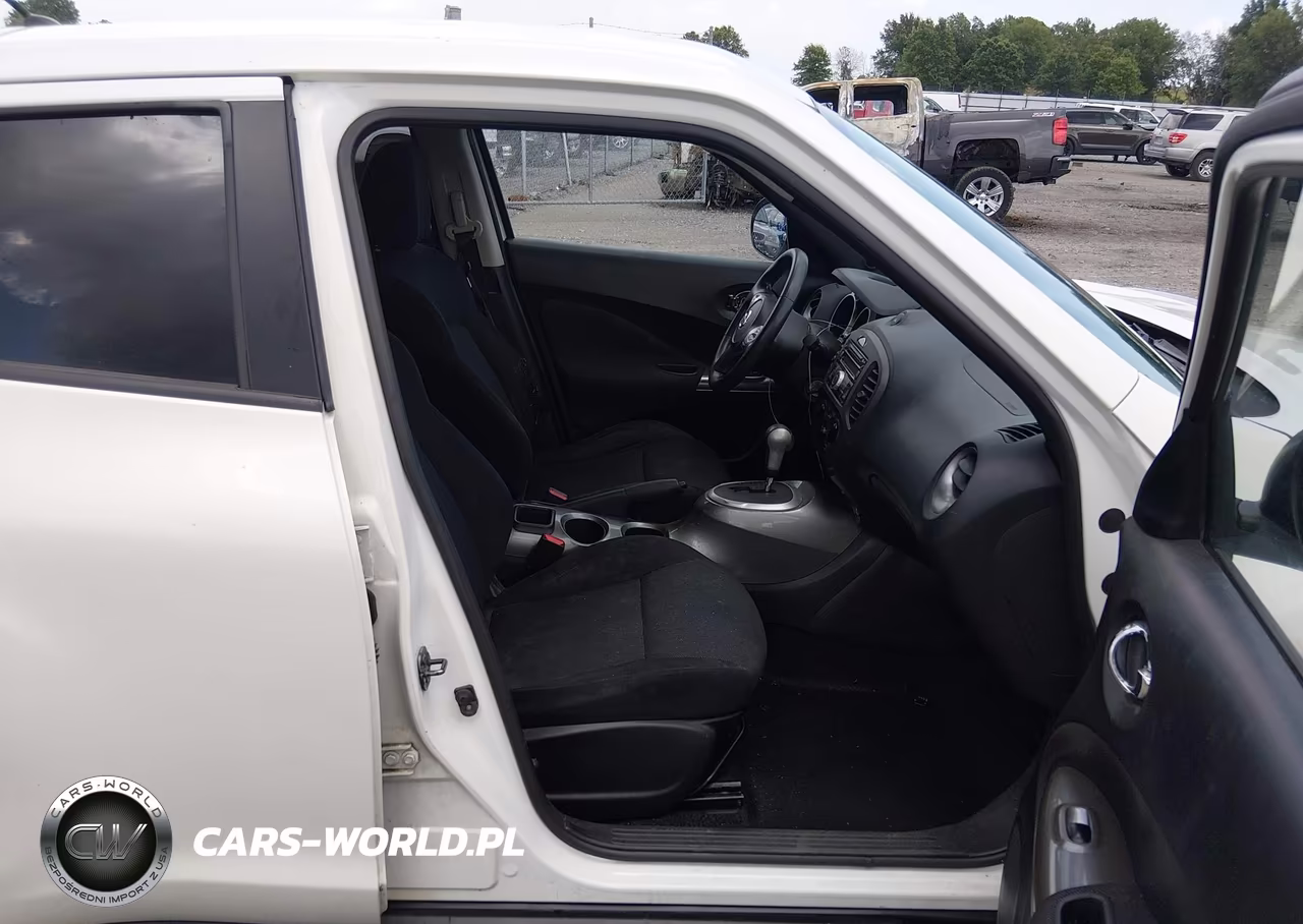 2014 Nissan Juke S VIN:JN8AF5MR7ET361132 - 5
