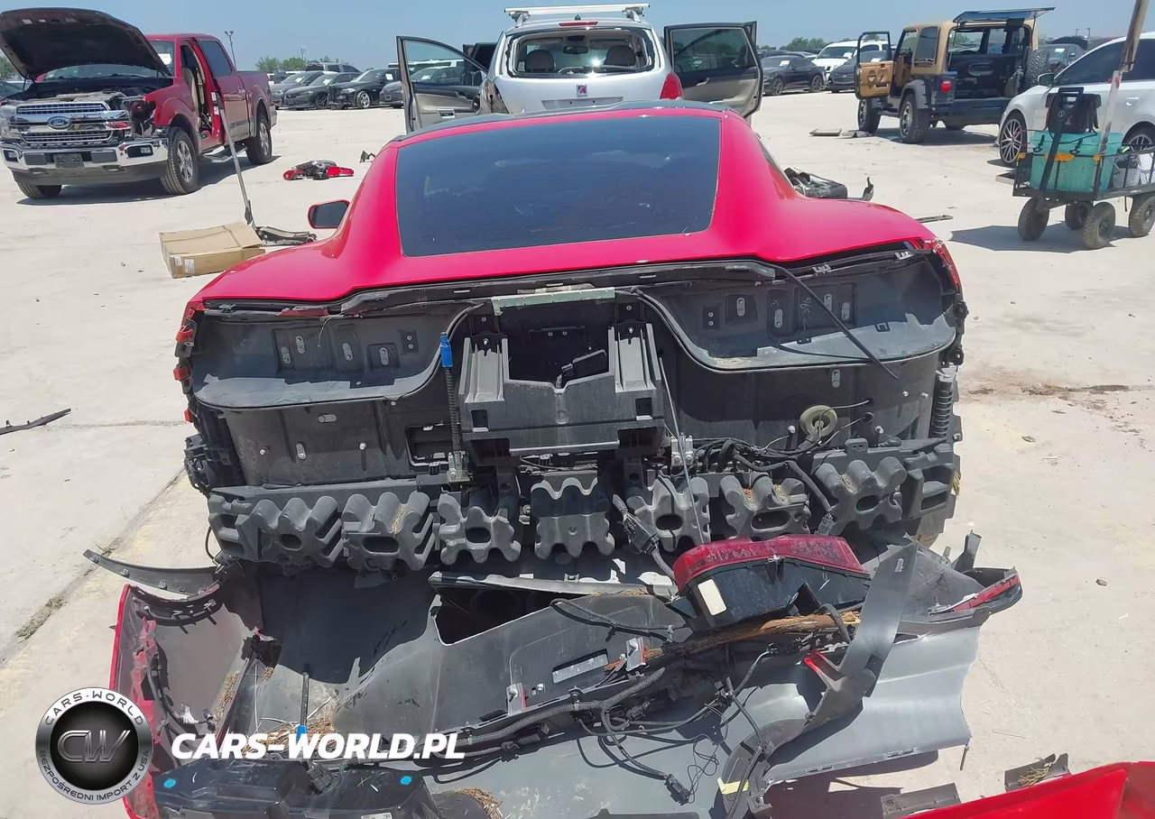 2015 Chevrolet Corvette Stingray Z51 VIN:1G1YM2D71F5103541 - 16