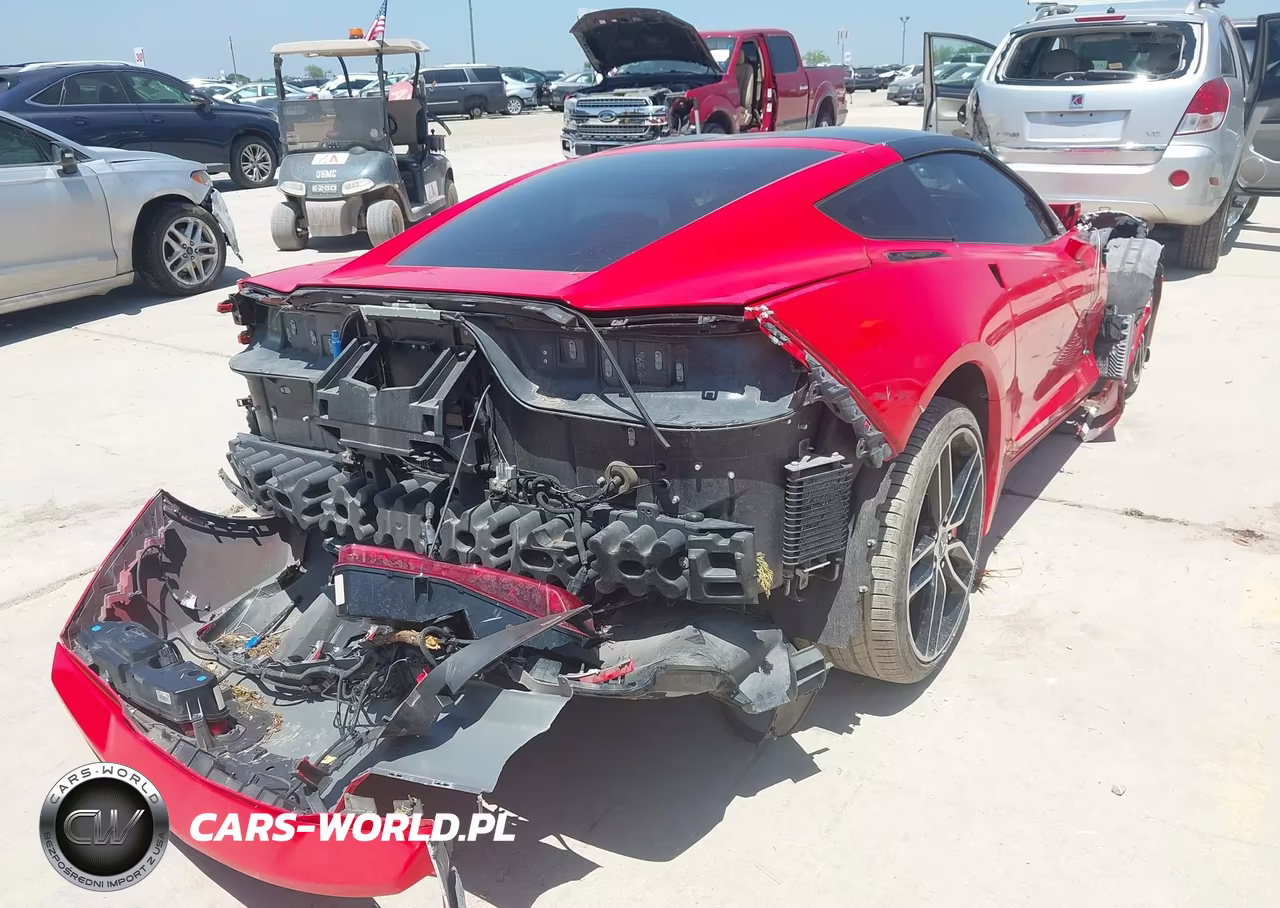 2015 Chevrolet Corvette Stingray Z51 VIN:1G1YM2D71F5103541 - 4