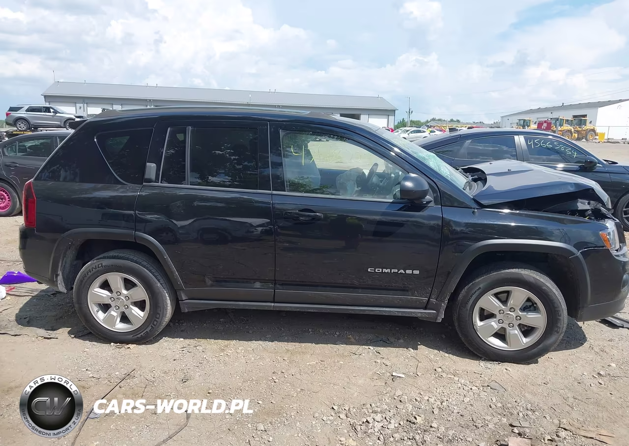 2015 Jeep Compass Sport VIN:1C4NJCBA5FD143778 - 13