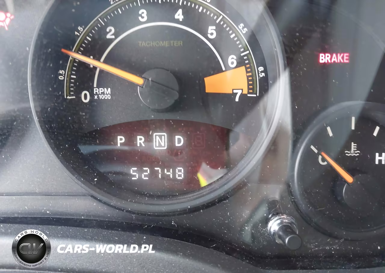 2015 Jeep Compass Sport VIN:1C4NJCBA5FD143778 - 15