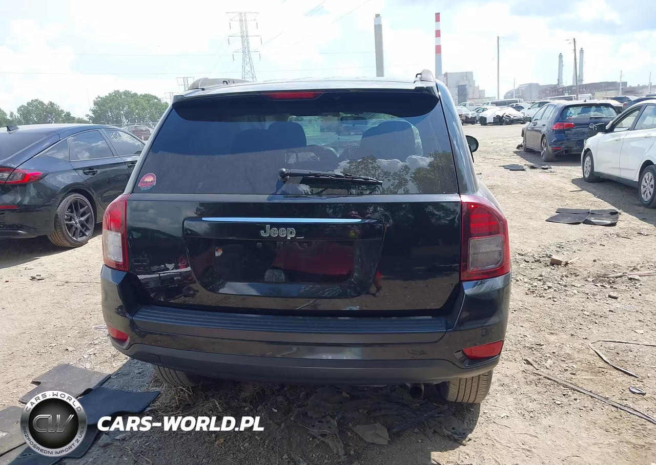 2015 Jeep Compass Sport VIN:1C4NJCBA5FD143778 - 16