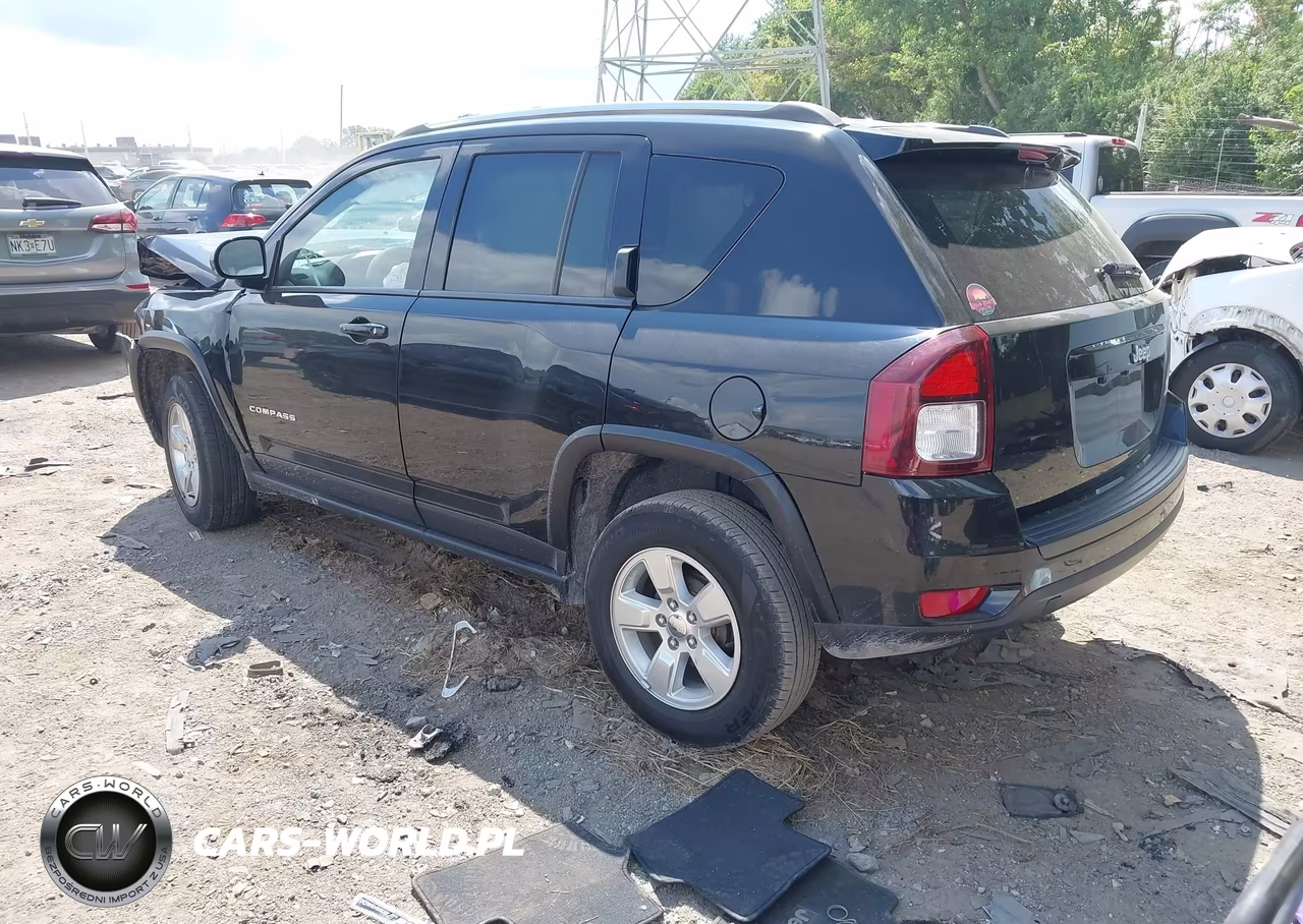 2015 Jeep Compass Sport VIN:1C4NJCBA5FD143778 - 3