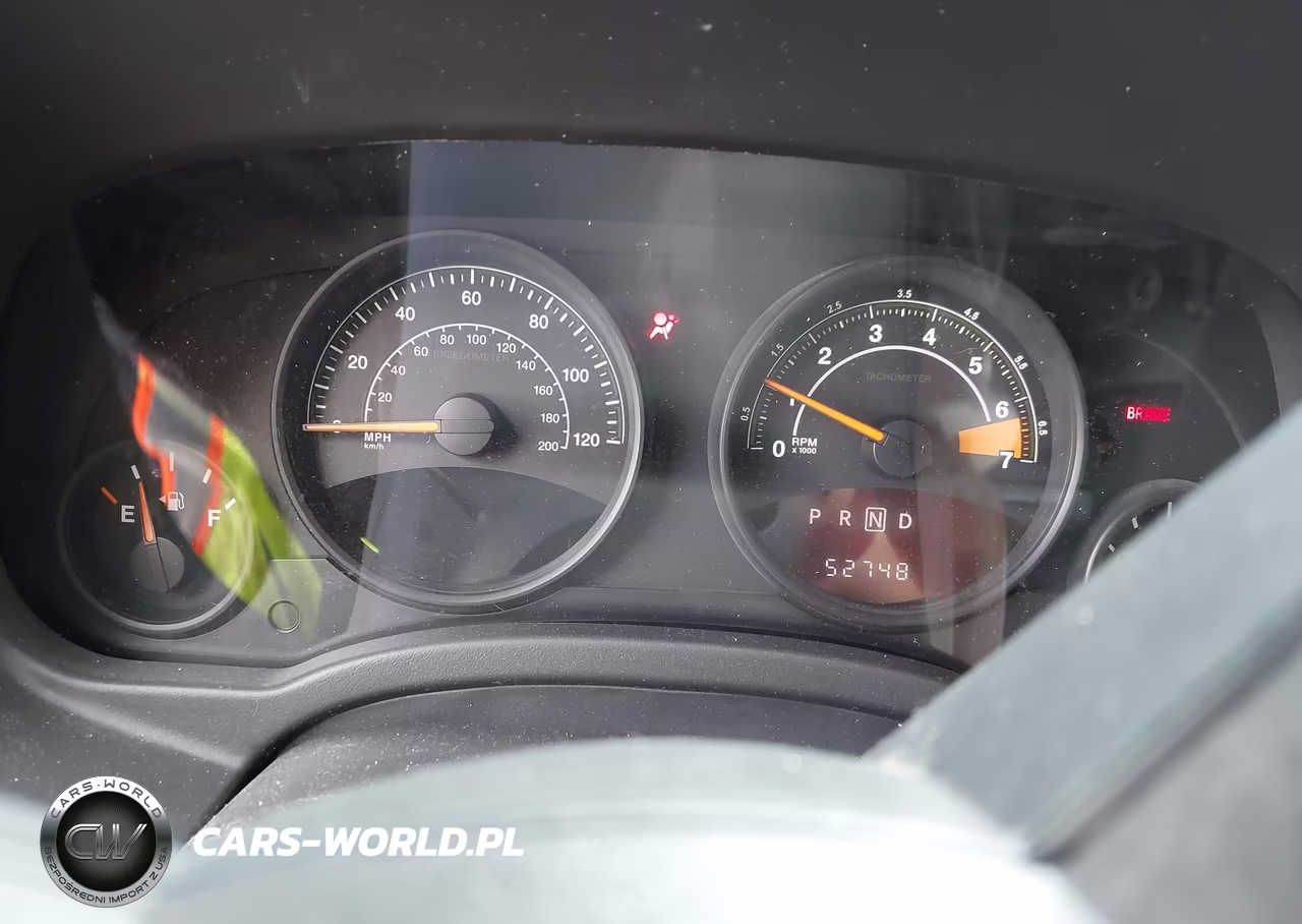 2015 Jeep Compass Sport VIN:1C4NJCBA5FD143778 - 7